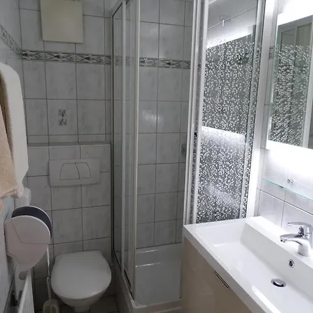 Haus Kaserer Πανσιόν *